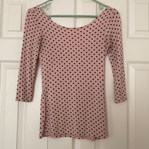Cute blush polka dot top!